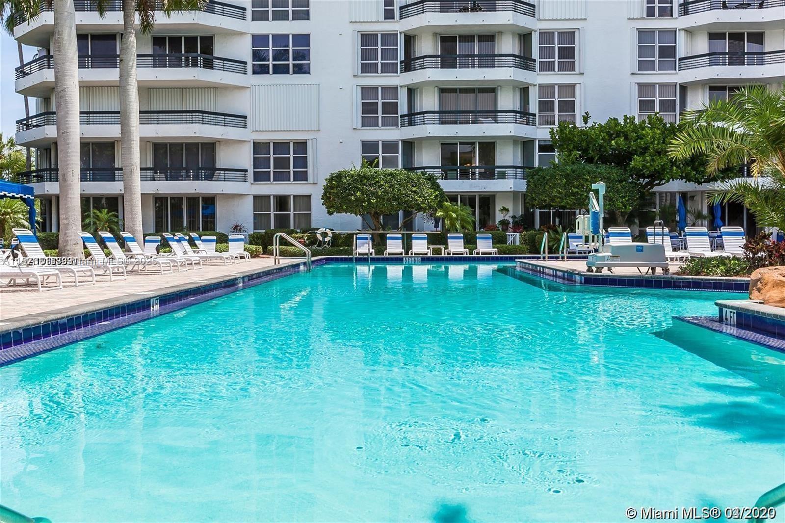 3600 Mystic Pointe Dr # 1510