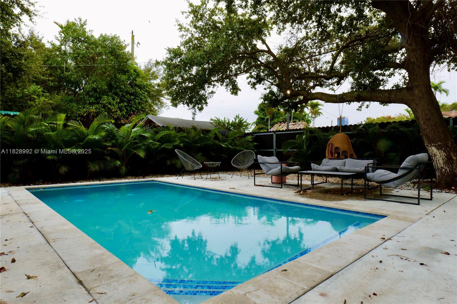 530 NW 46th St