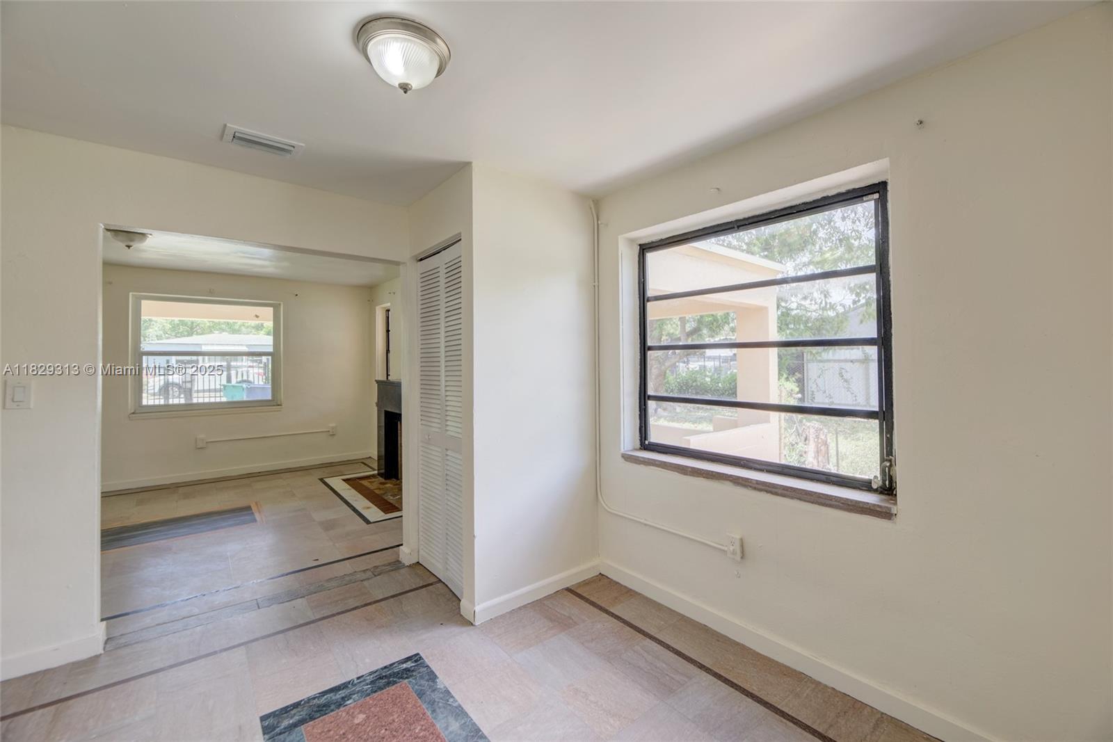 2153 NW 92nd St