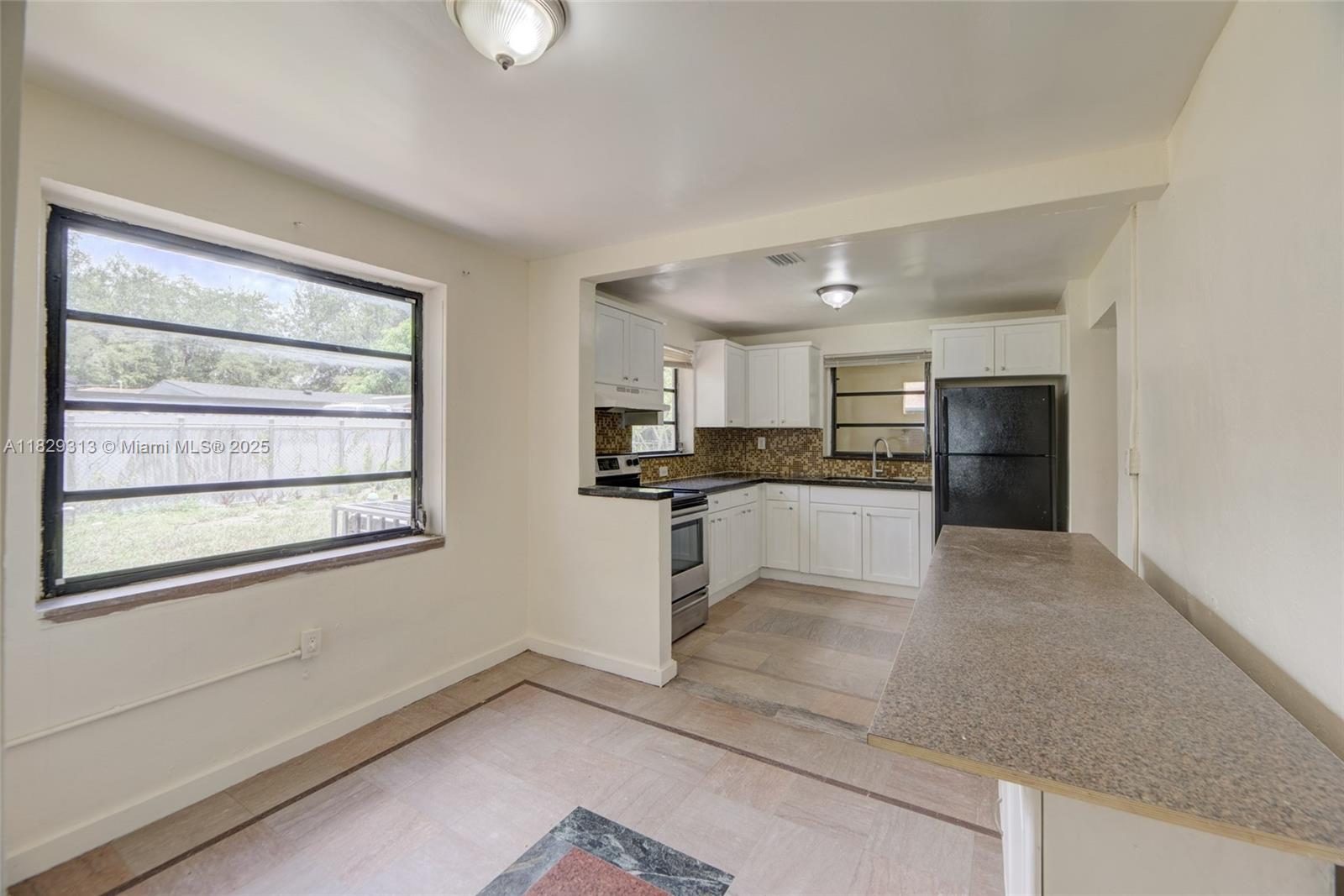 2153 NW 92nd St