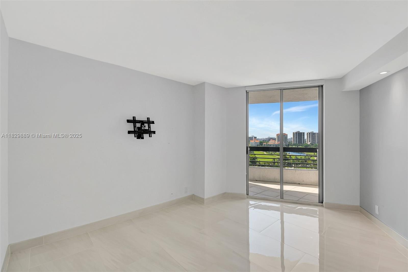 3400 NE 192nd St # 1606