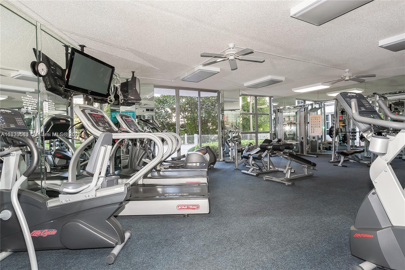 3400 NE 192nd St Unit: LPH2