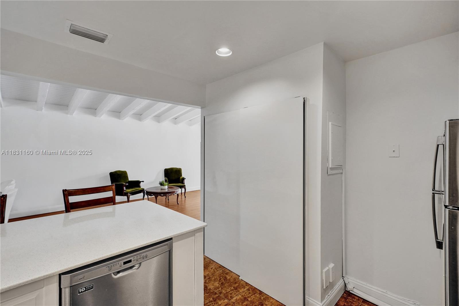 6639 SW 116th Pl # F1