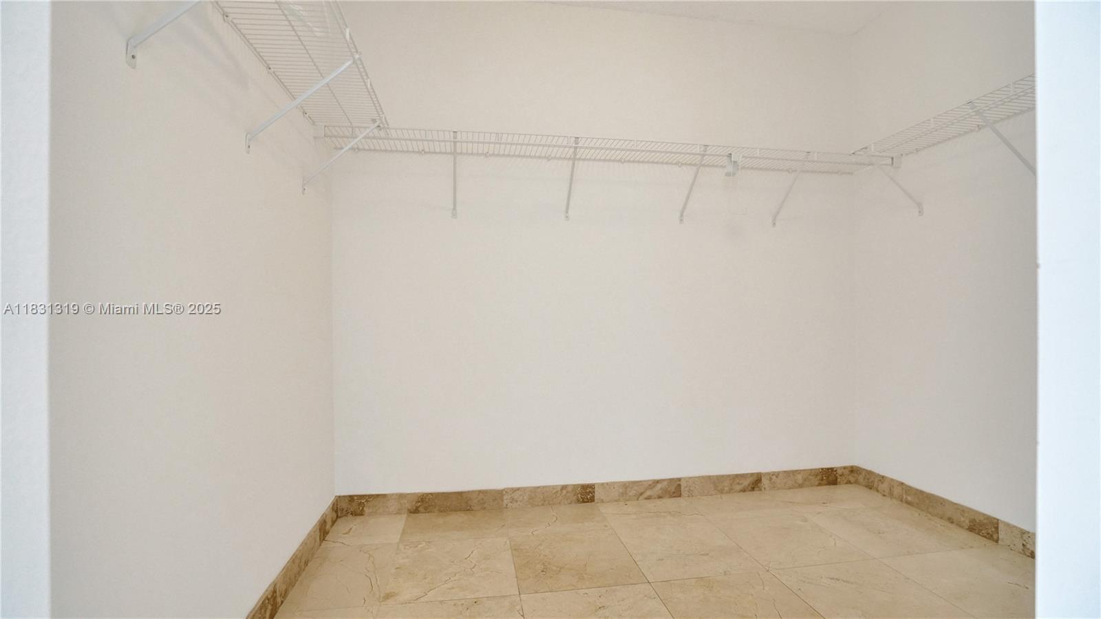 21055 Yacht Club Dr # 1707