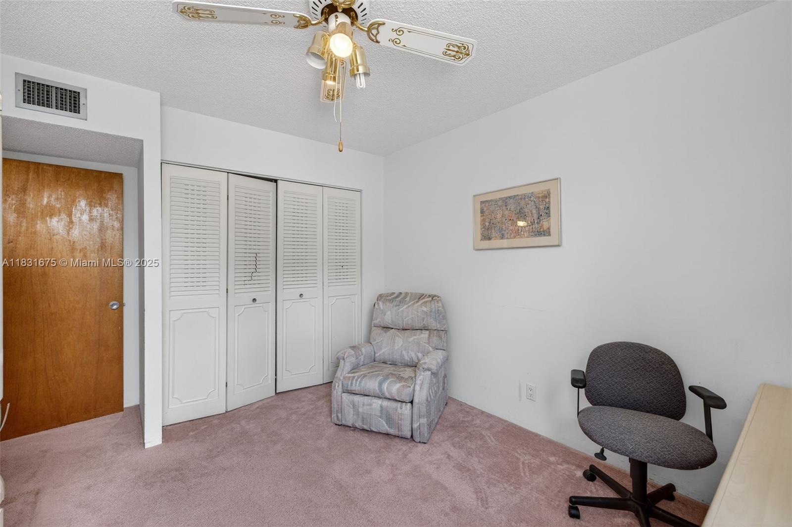 20381 NE 30th Ave # 7 Unit: 410-7