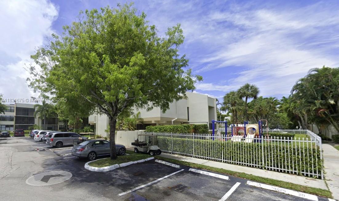 20381 NE 30th Ave # 7 Unit: 410-7