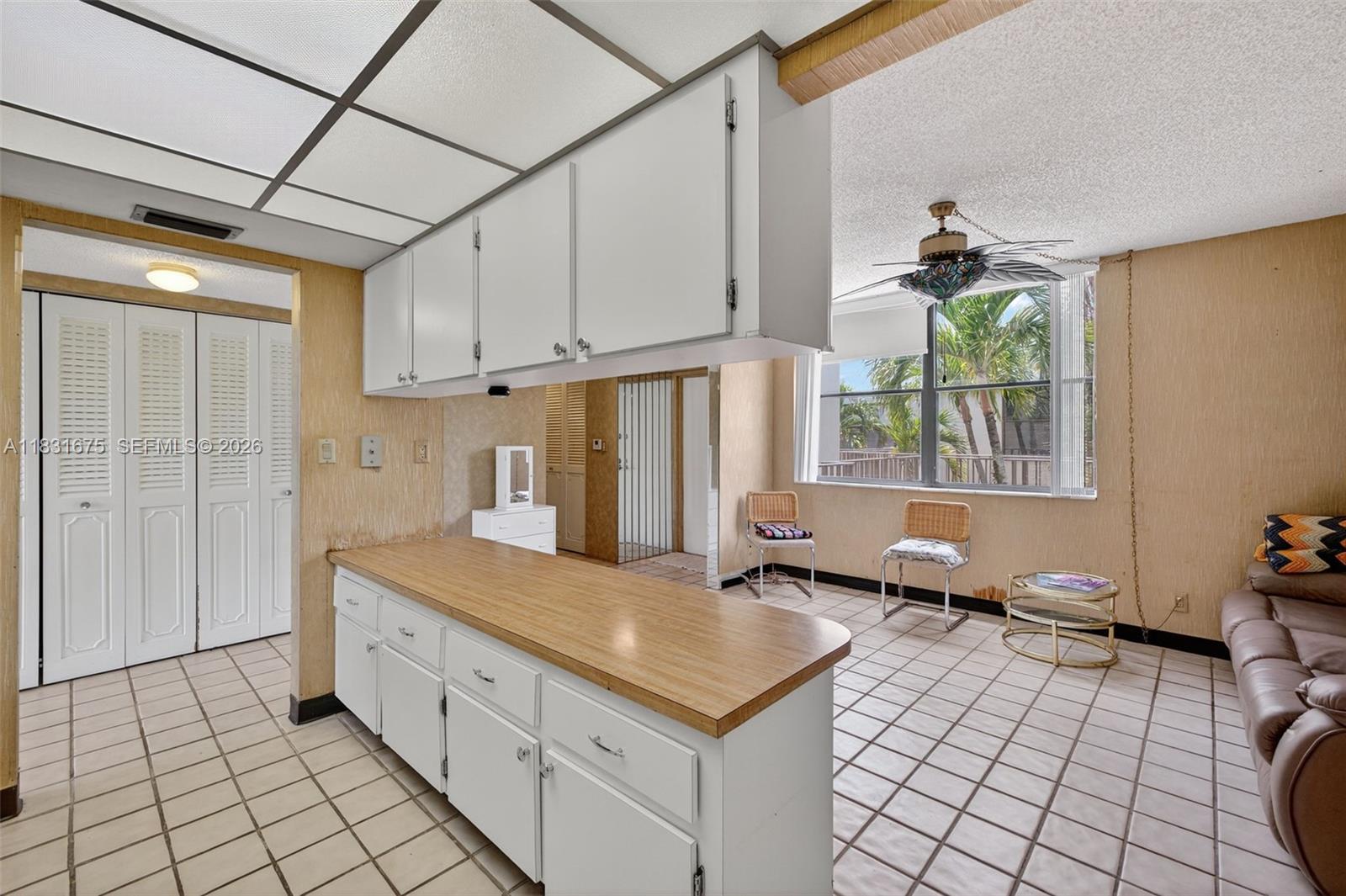 20381 NE 30th Ave # 7 Unit: 410-7