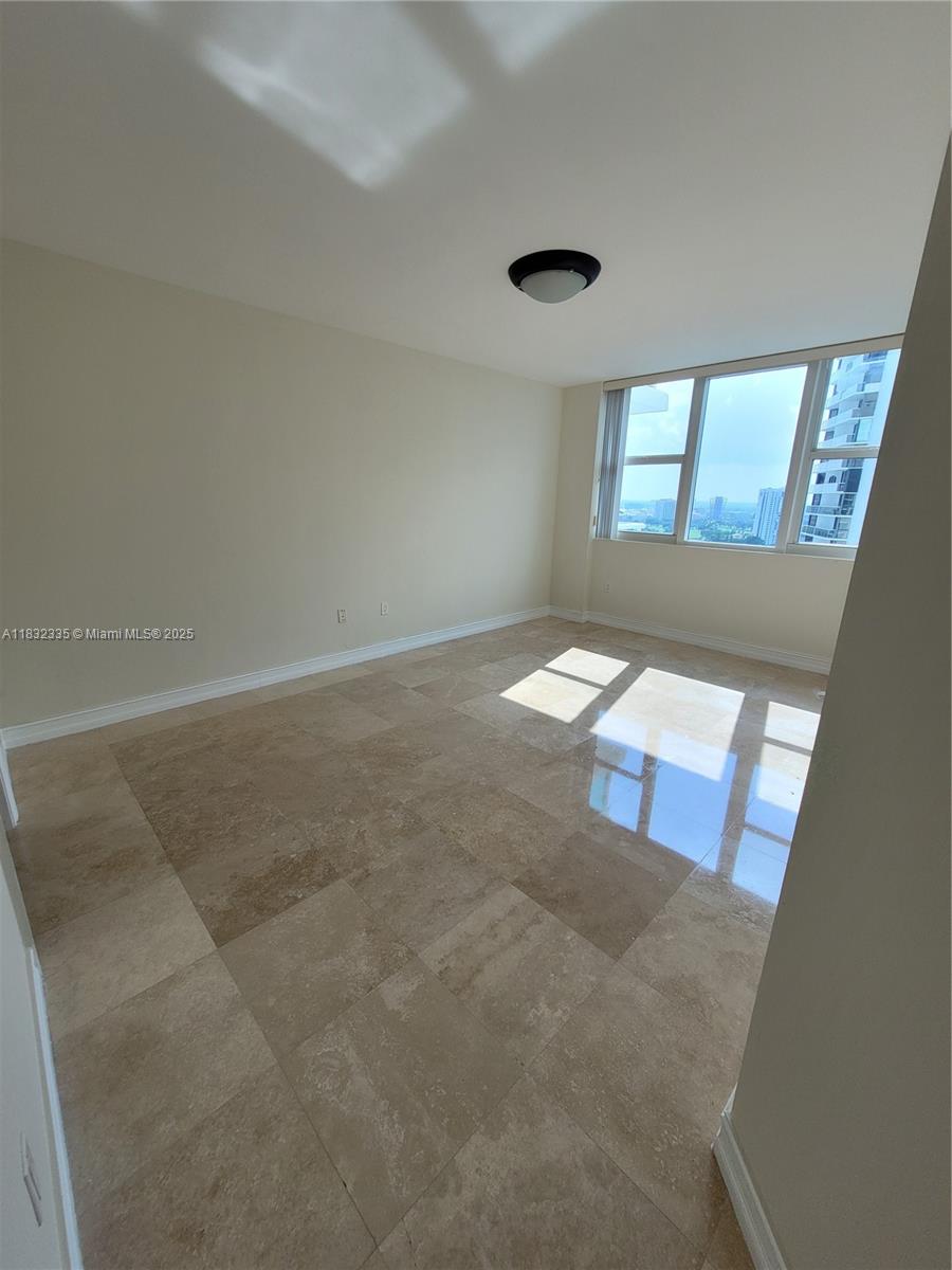 20201 E Country Club Dr # 2203