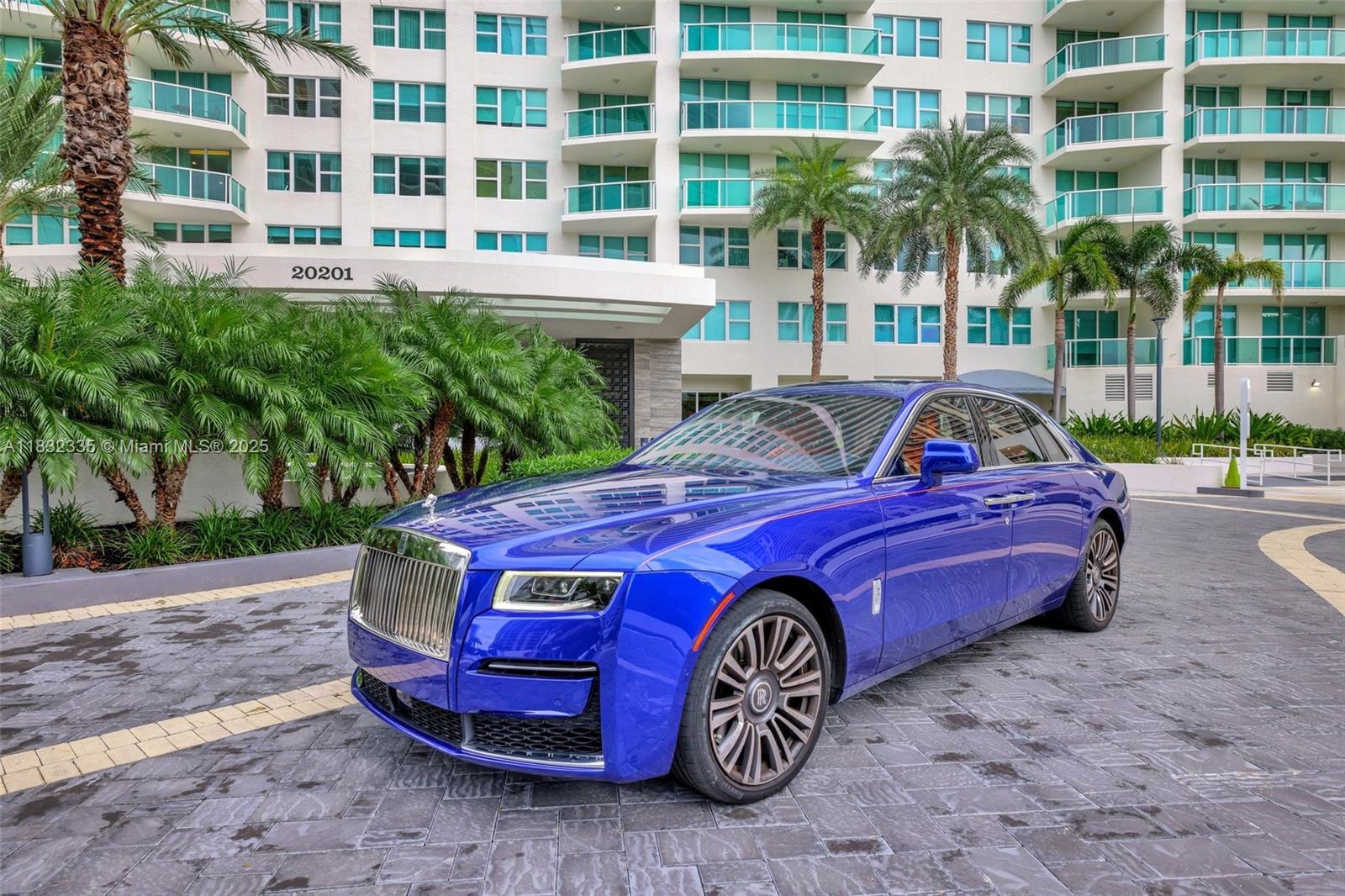 20201 E Country Club Dr # 2203