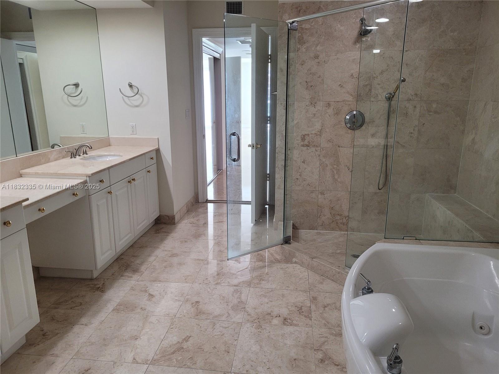 20201 E Country Club Dr # 2203