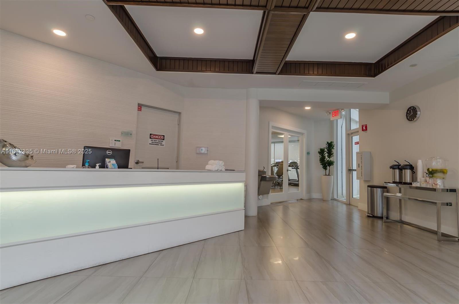 20201 E Country Club Dr # 2203