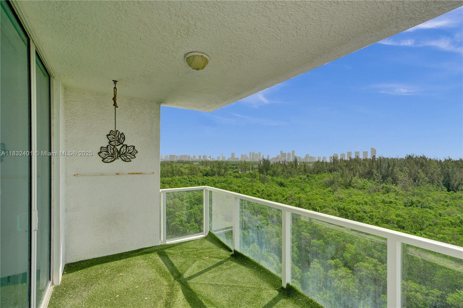 14951 Royal Oaks Ln # 806