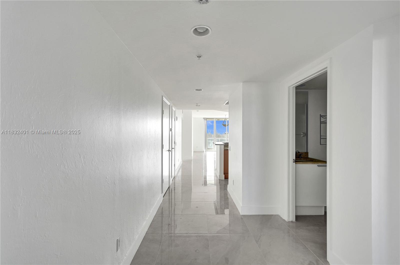 14951 Royal Oaks Ln # 806