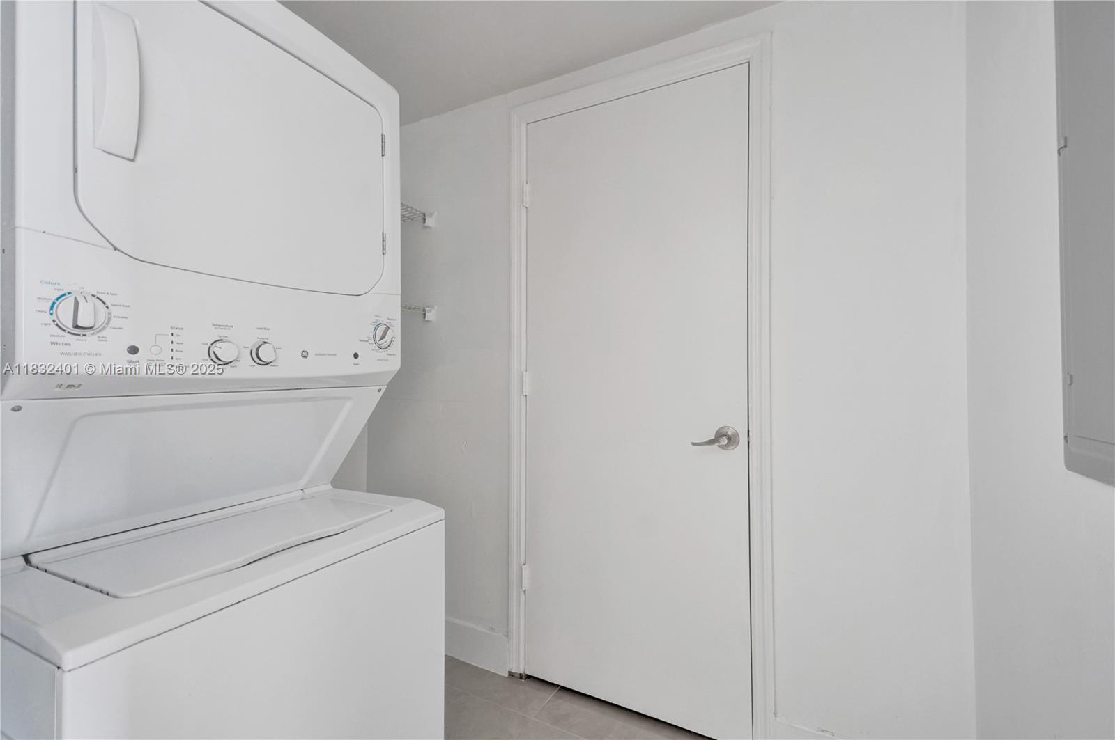 14951 Royal Oaks Ln # 806