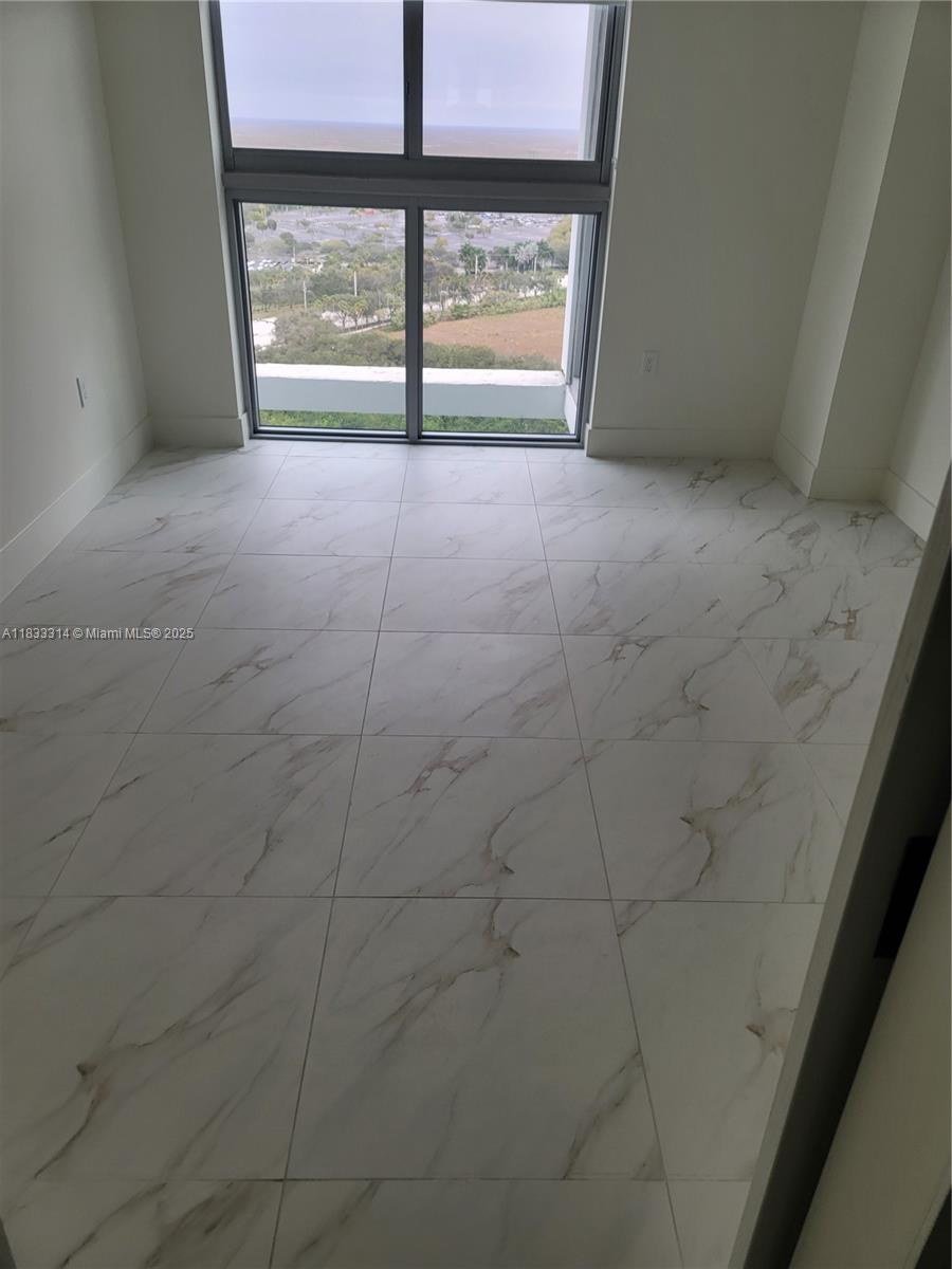 2000 Metropica Way # 2411