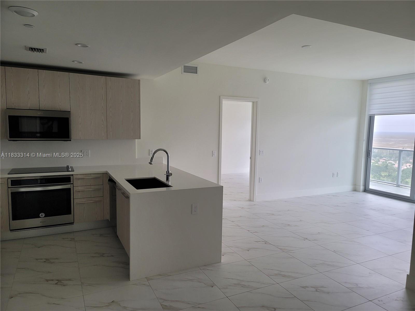 2000 Metropica Way # 2411