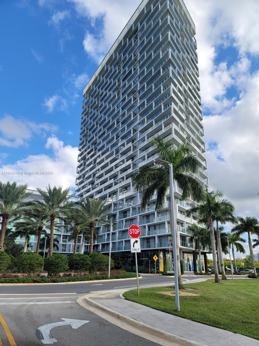2000 Metropica Way # 2411