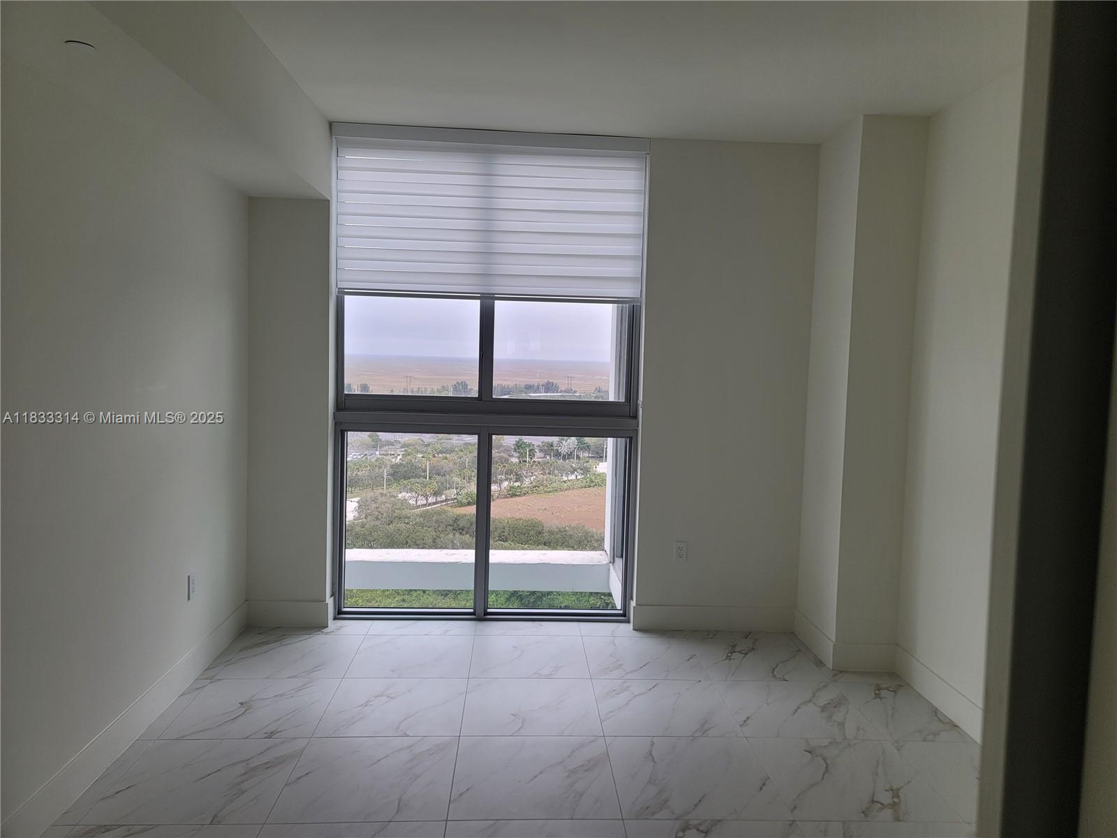 2000 Metropica Way # 2411