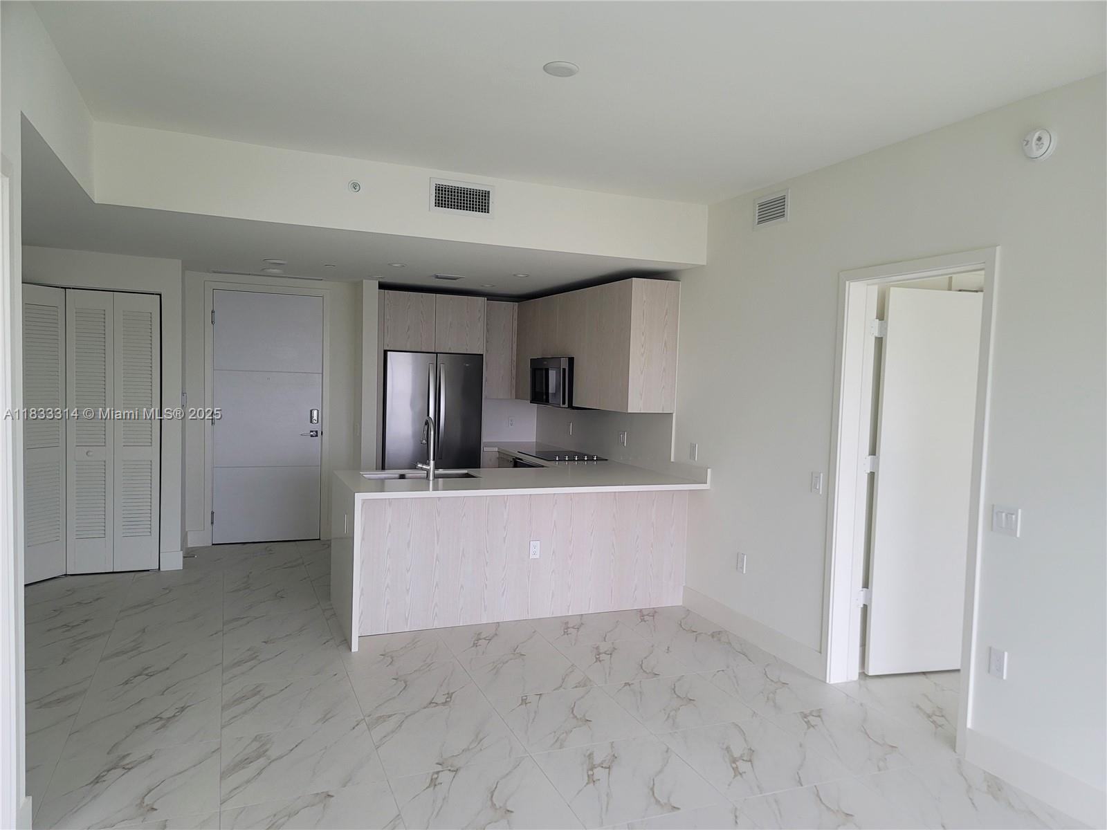 2000 Metropica Way # 2411