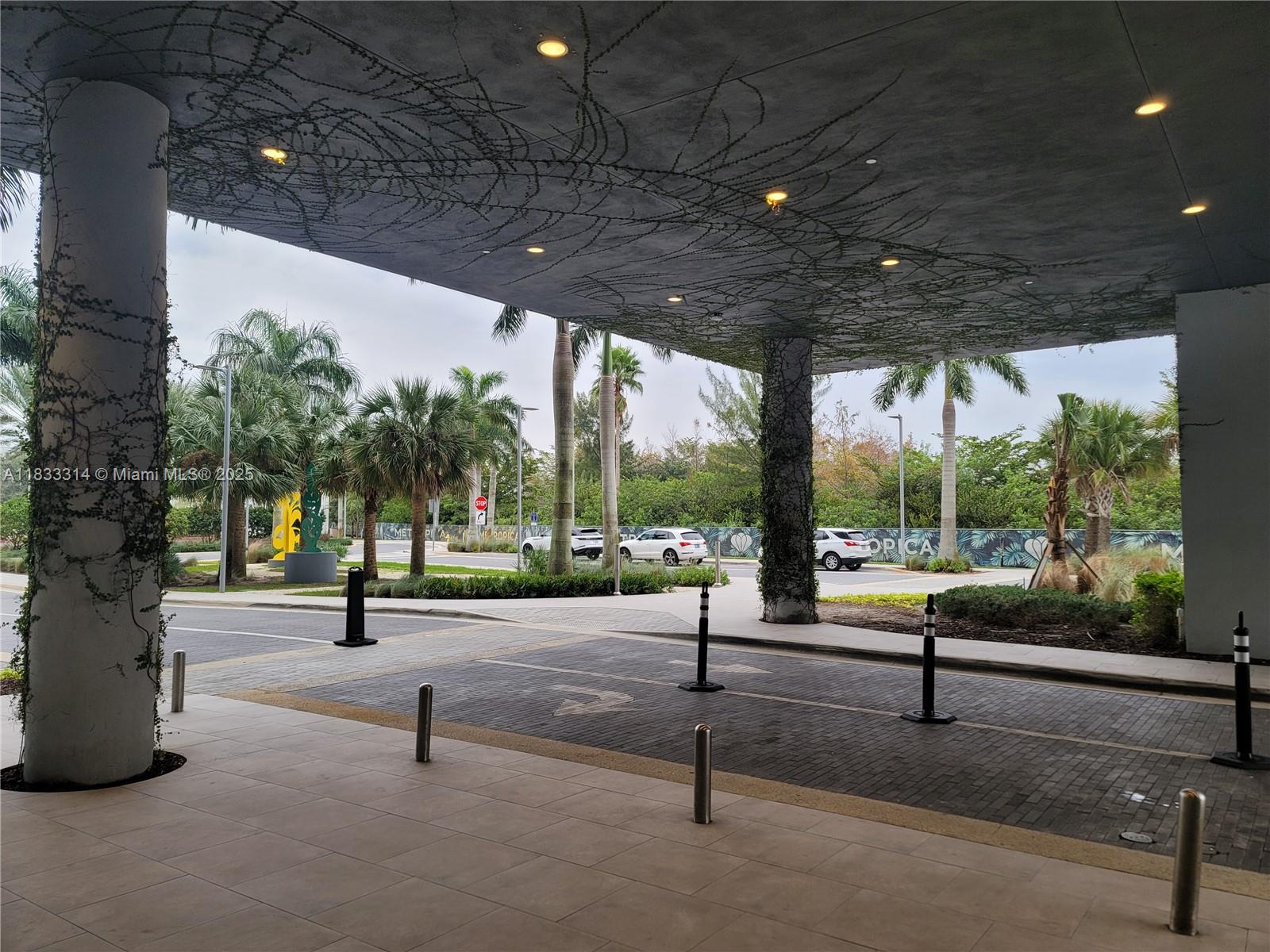 2000 Metropica Way # 2411