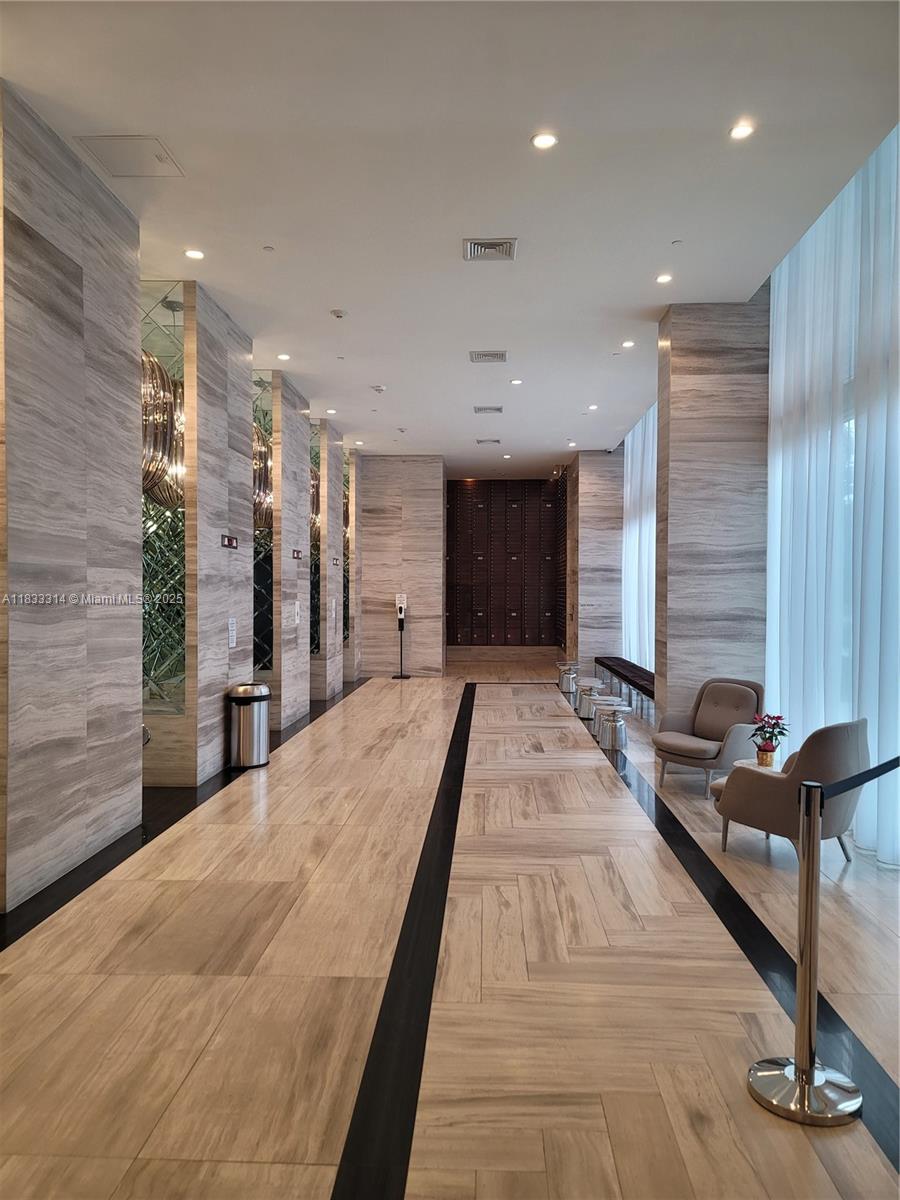2000 Metropica Way # 2411