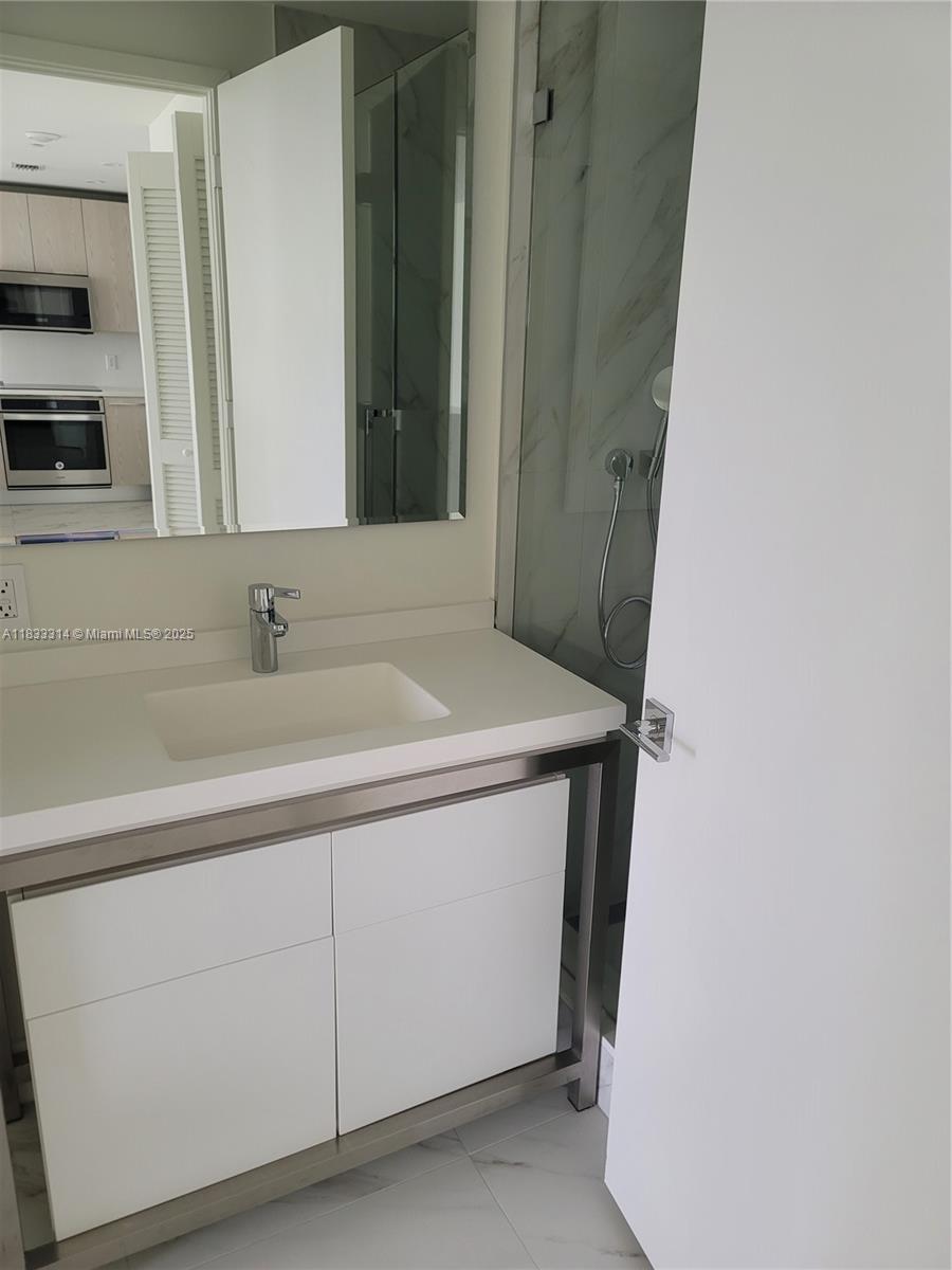 2000 Metropica Way # 2411