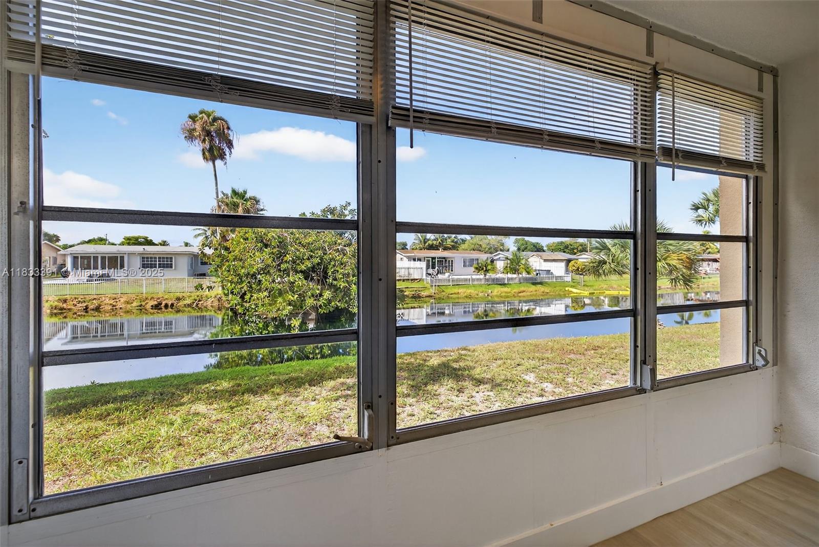 8305 Sunrise Lakes Blvd Unit: 104