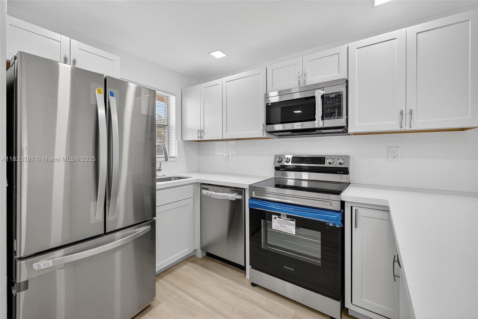 8305 Sunrise Lakes Blvd Unit: 104