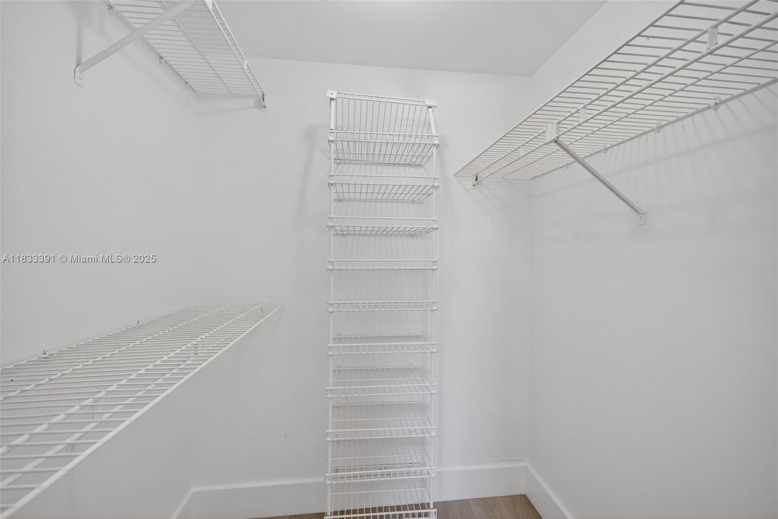 8305 Sunrise Lakes Blvd Unit: 104