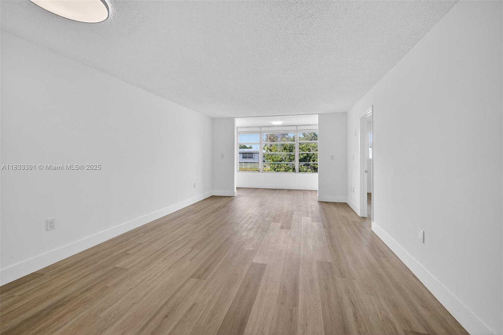8305 Sunrise Lakes Blvd Unit: 104