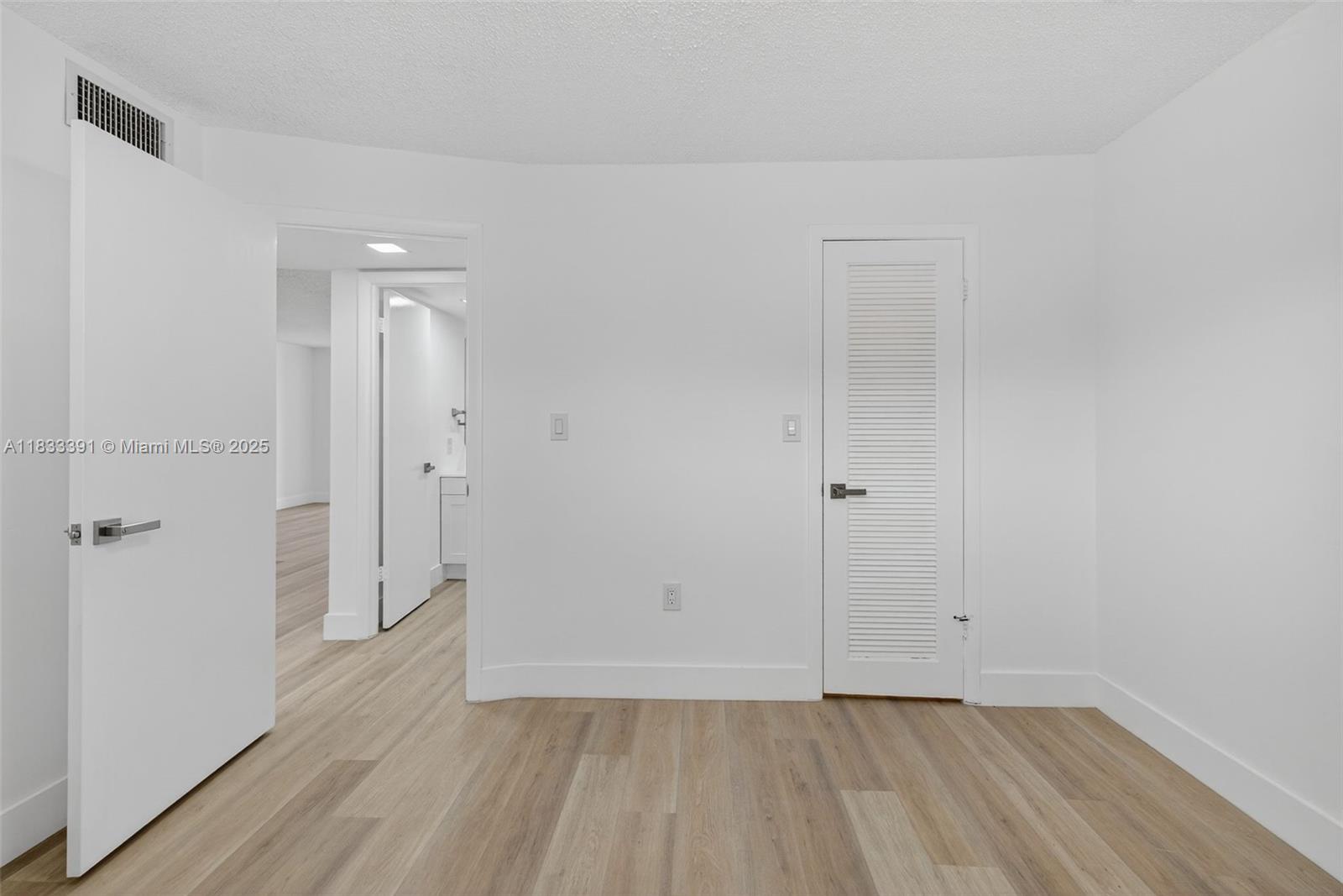 8305 Sunrise Lakes Blvd Unit: 104