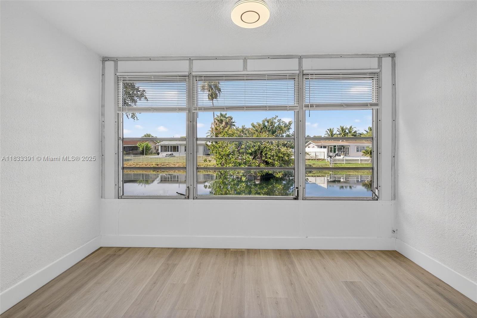 8305 Sunrise Lakes Blvd Unit: 104