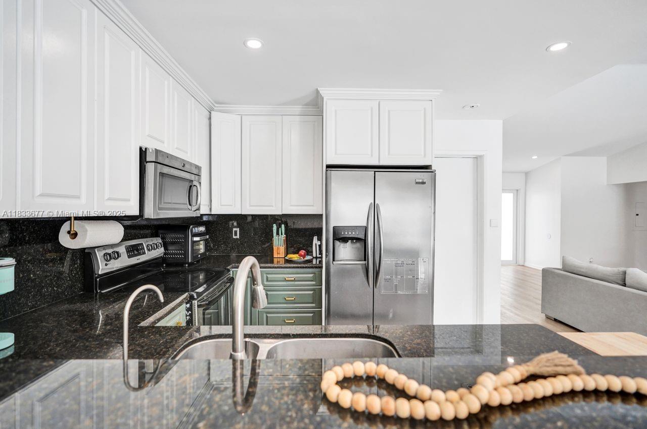 18998 Cloud Lake Cir
