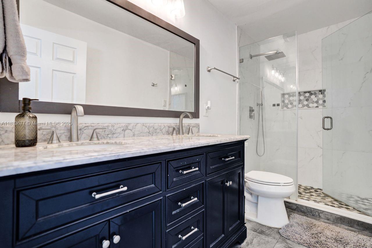 18998 Cloud Lake Cir