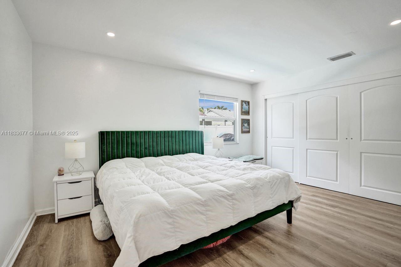 18998 Cloud Lake Cir