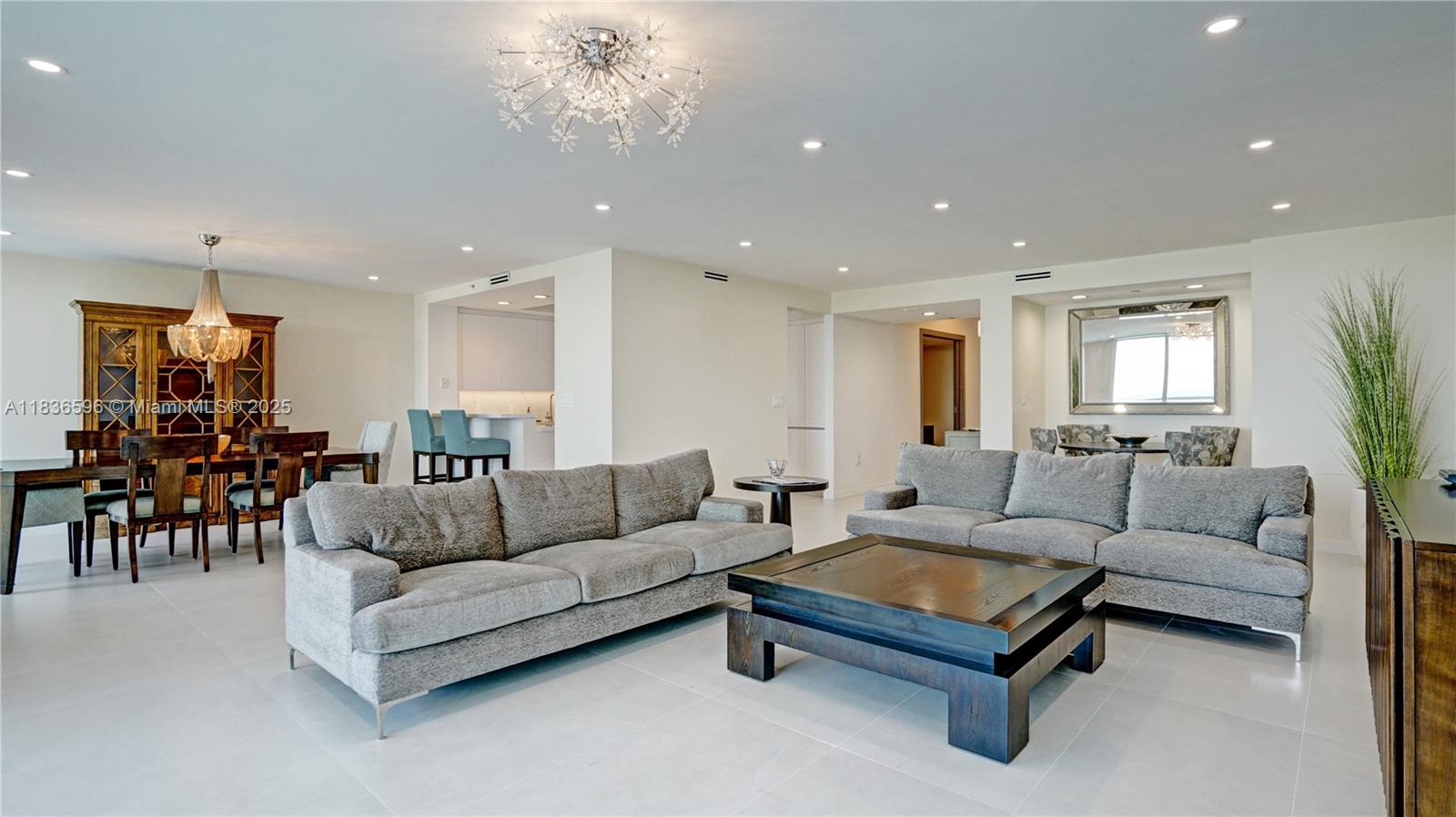 20201 E Country Club Dr # 1202