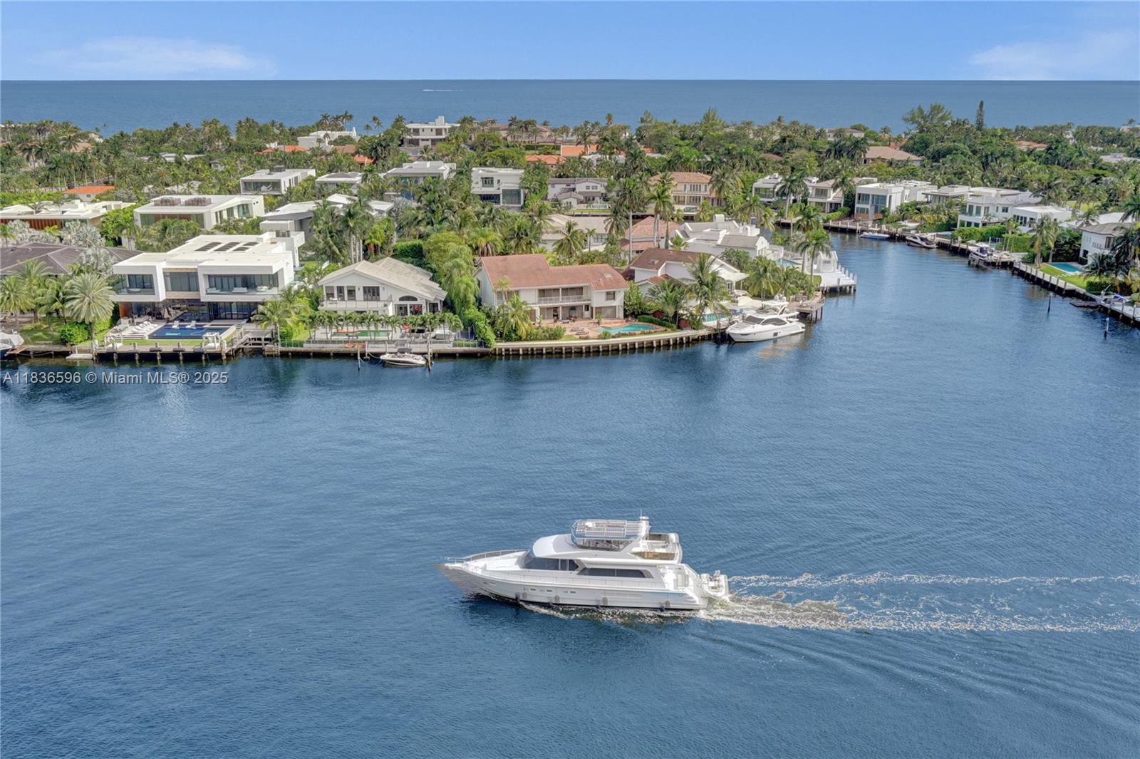 20201 E Country Club Dr # 1202