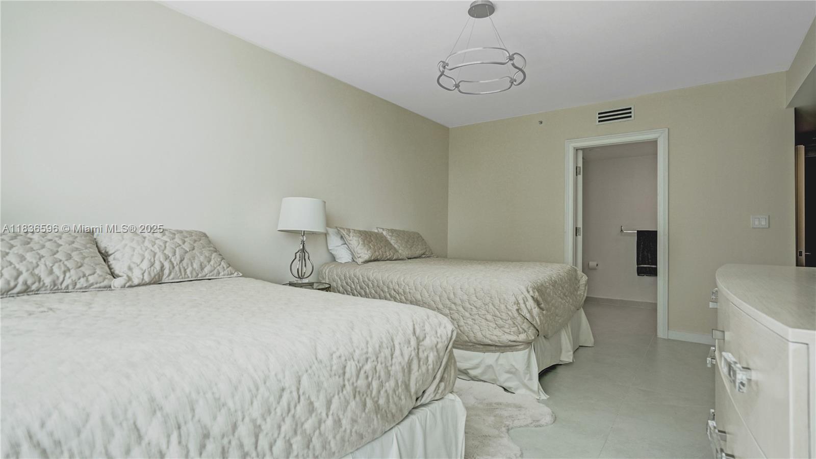 20201 E Country Club Dr # 1202