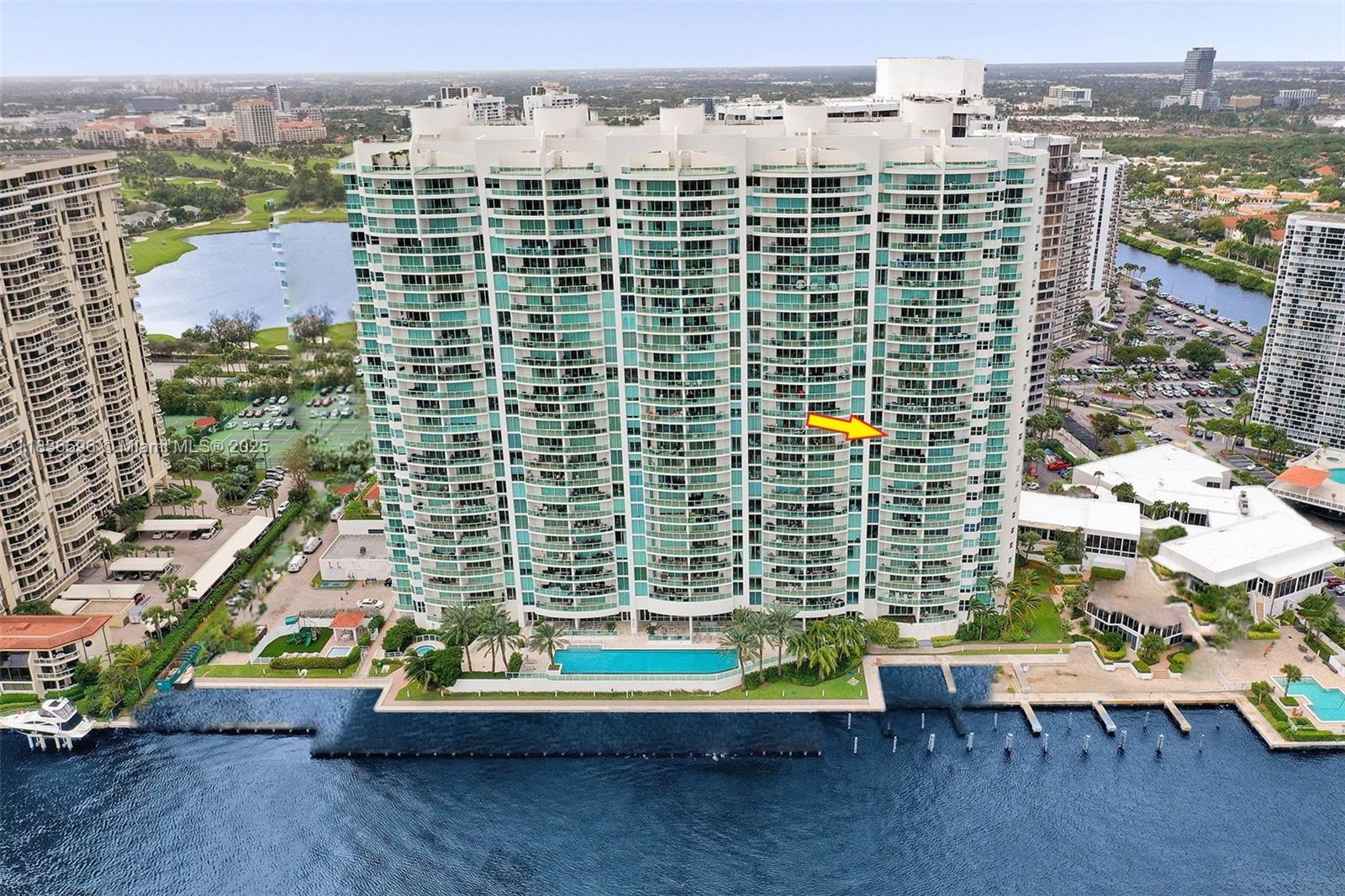 20201 E Country Club Dr # 1202