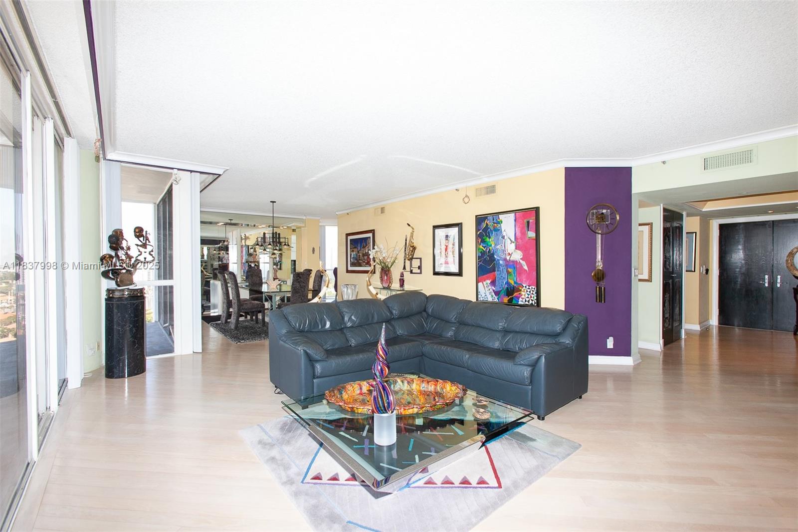20281 E Country Club Dr # 1801