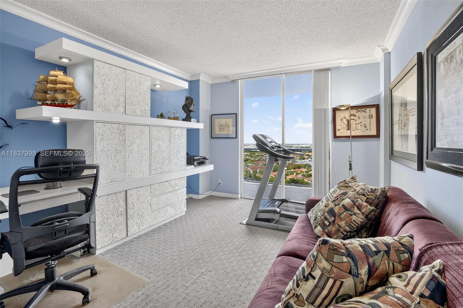 20281 E Country Club Dr # 1801