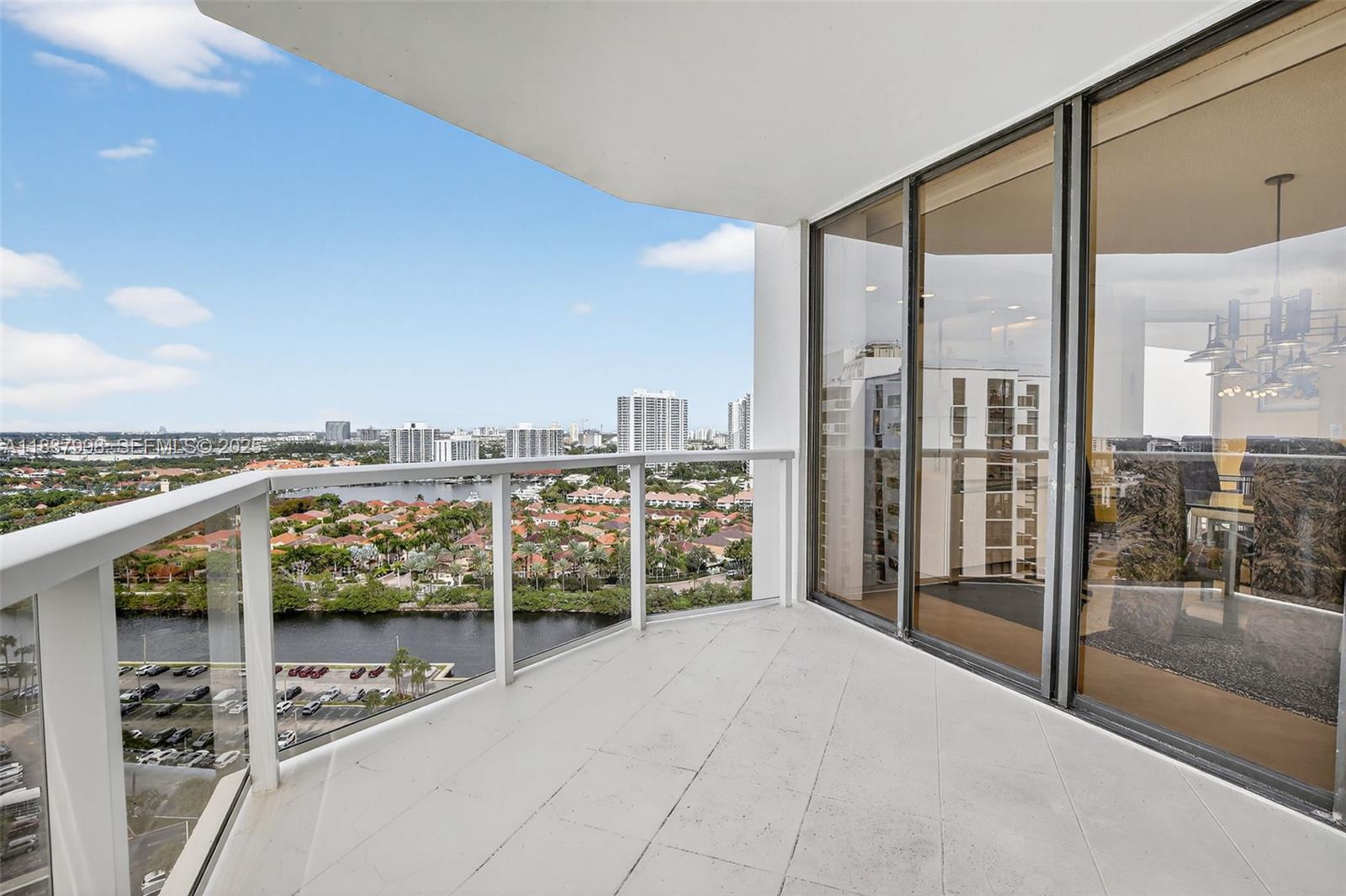 20281 E Country Club Dr # 1801