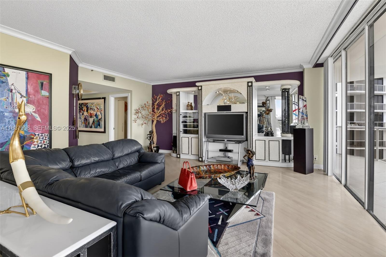 20281 E Country Club Dr # 1801