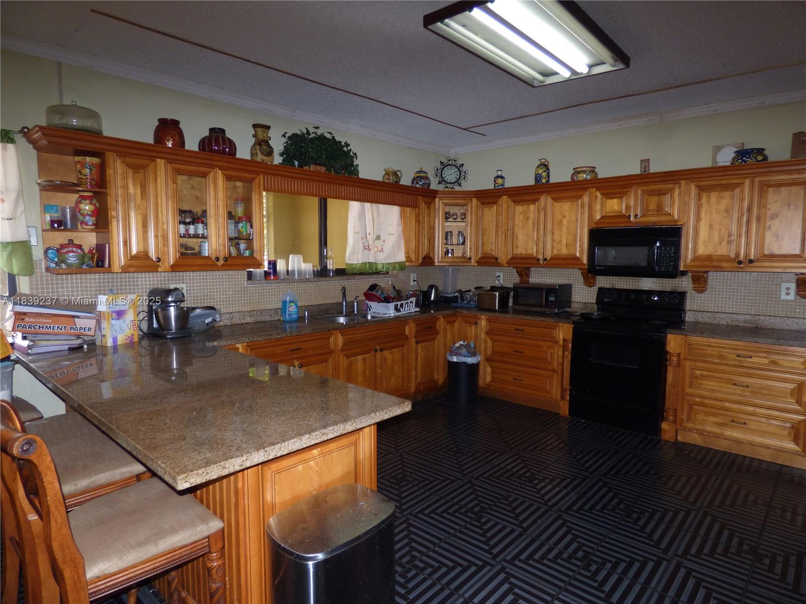 290 NE 108th St