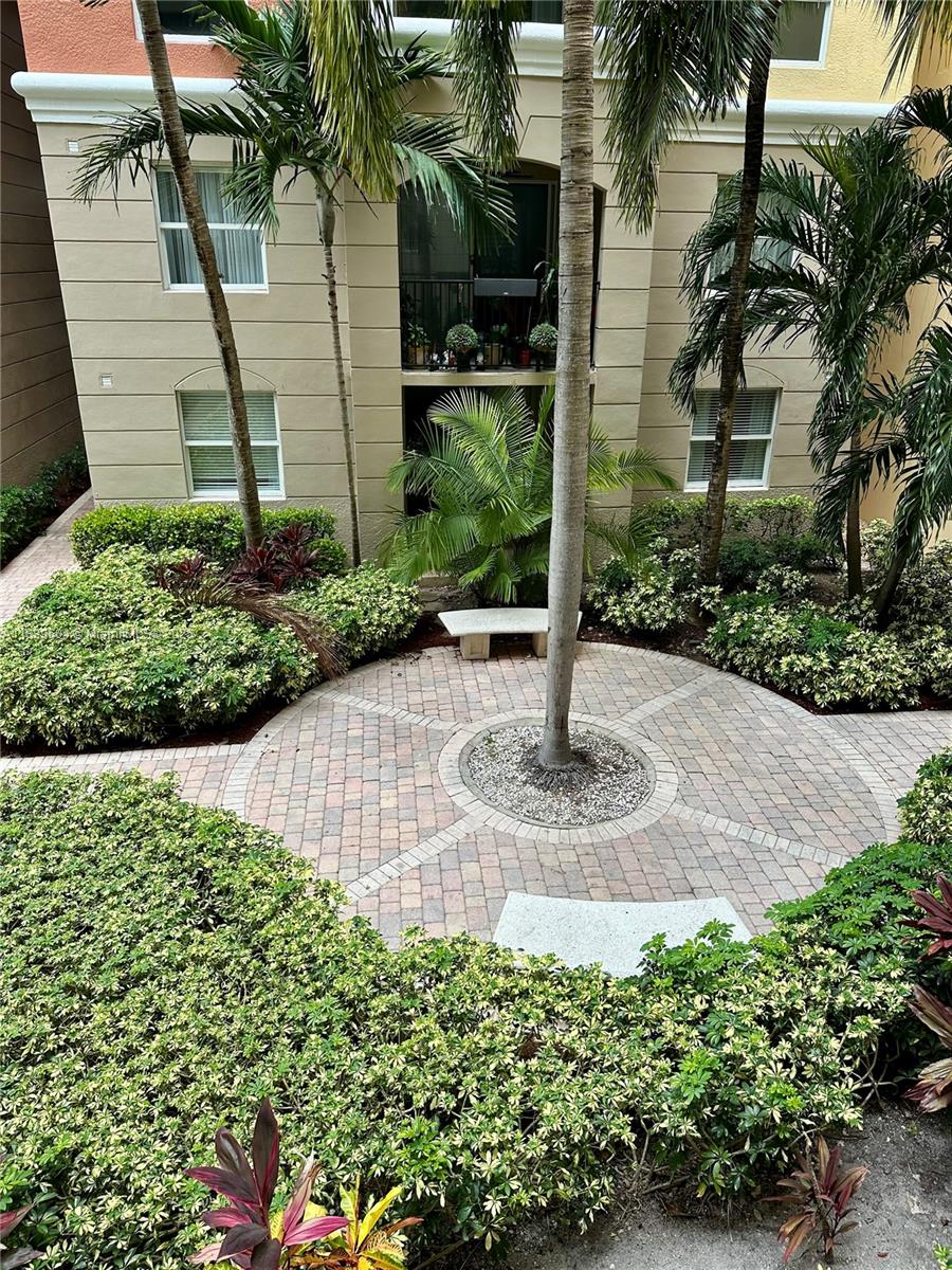 17100 N Bay Rd # 1209