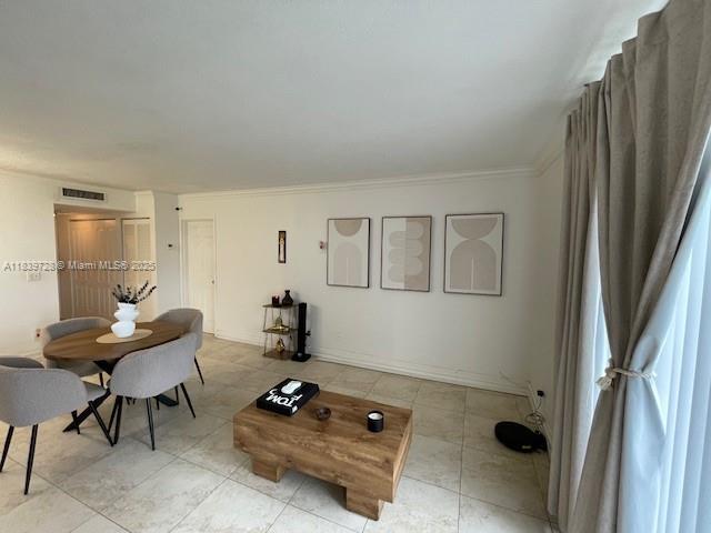 2020 NE 135th St # 302