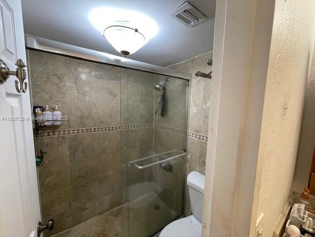 2020 NE 135th St # 302