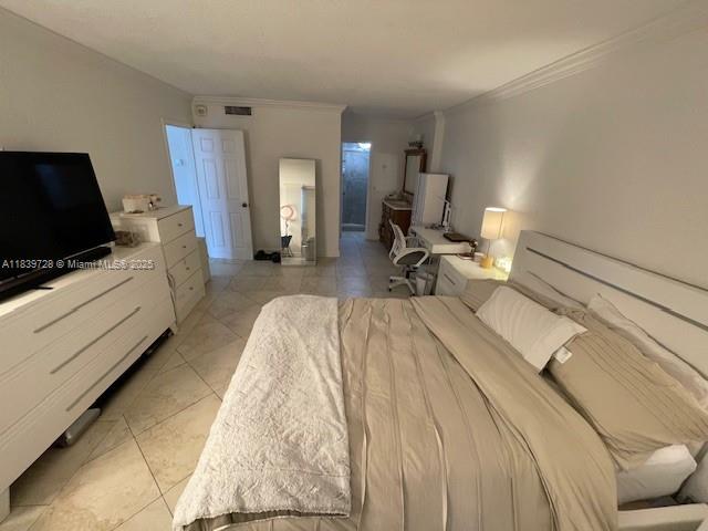 2020 NE 135th St # 302