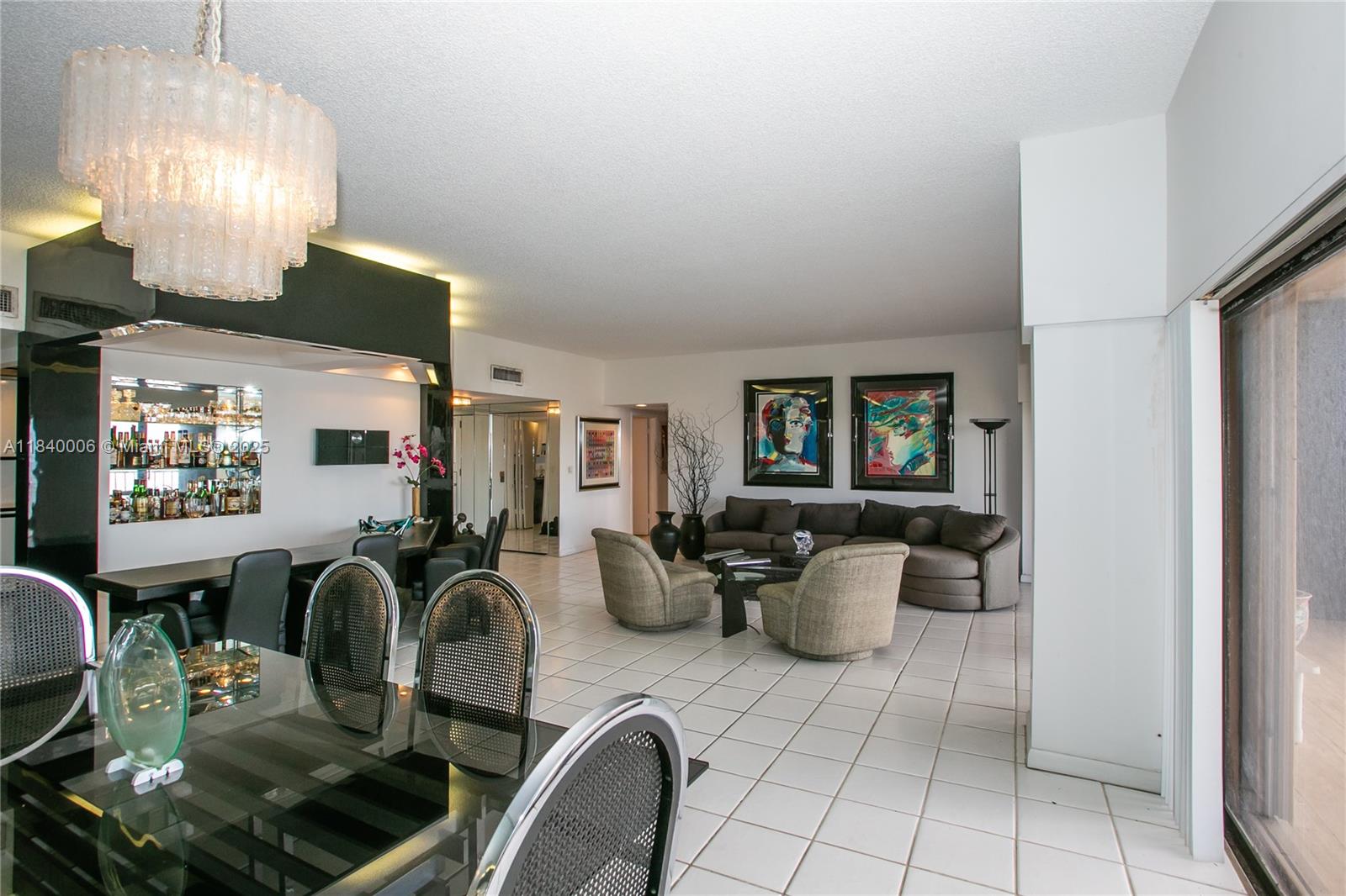 1800 NE 114th St Unit: PH06