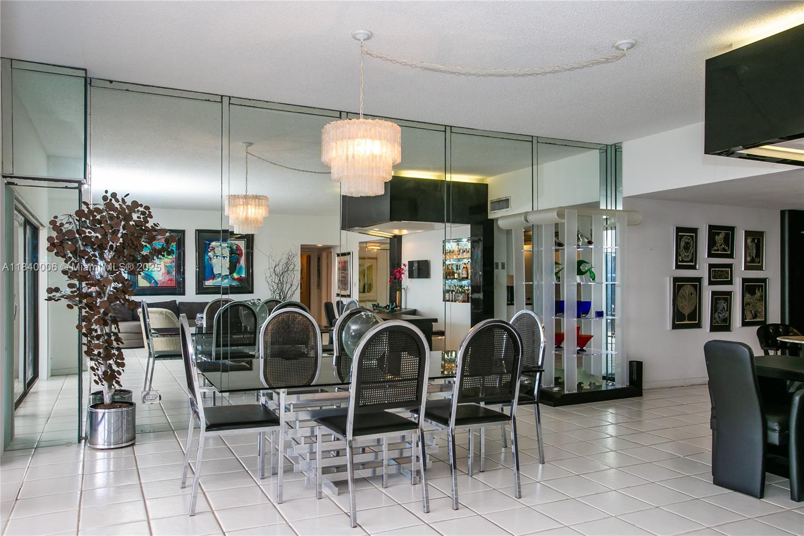 1800 NE 114th St Unit: PH06